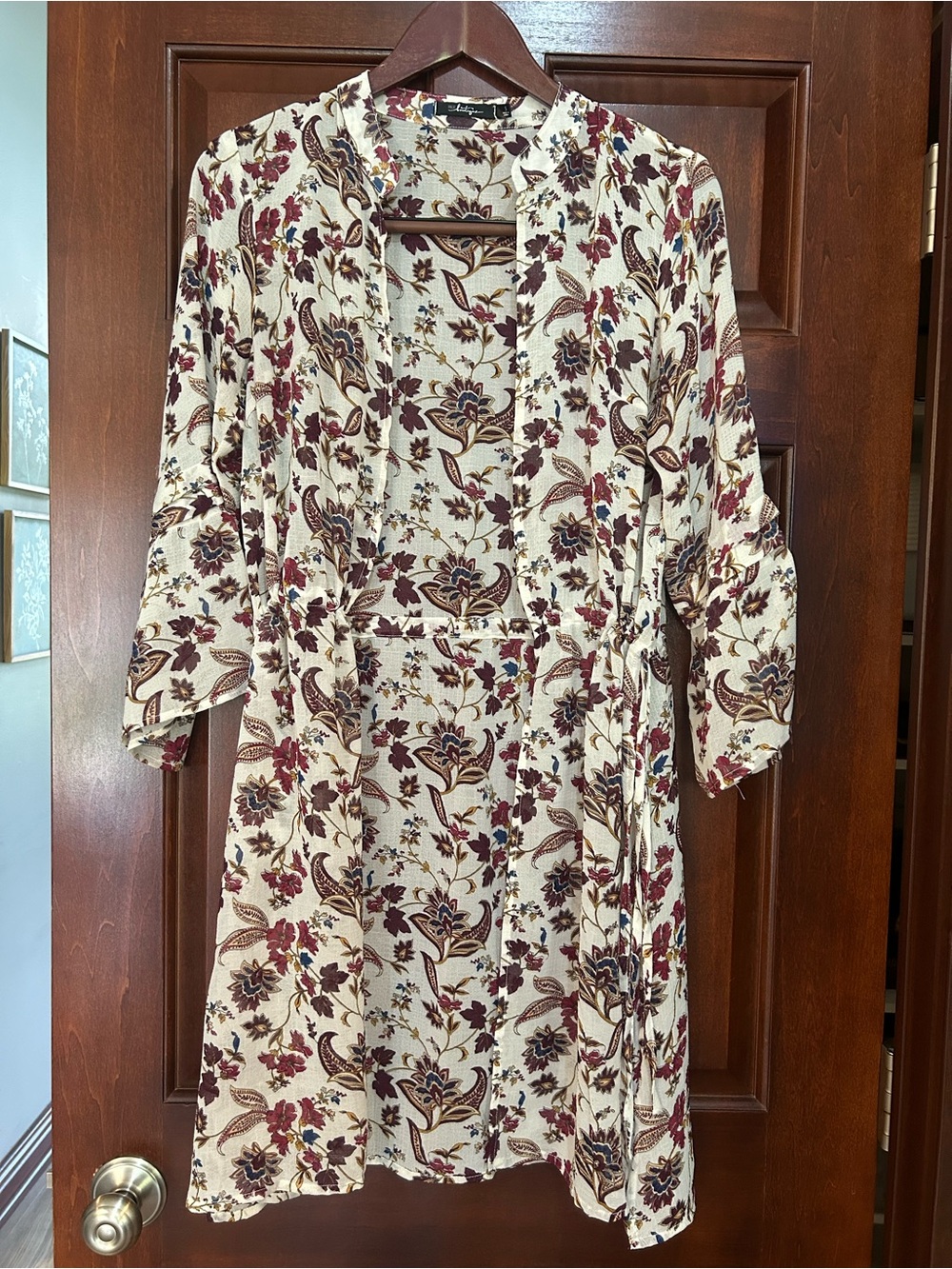 BKE Boutique Floral Kimono Cardigan Small Boho Tie Waist